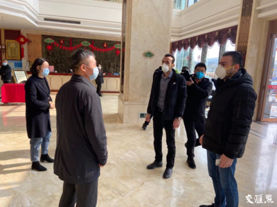 25000只口罩!丹陽外國友人、愛心藥店很有愛!